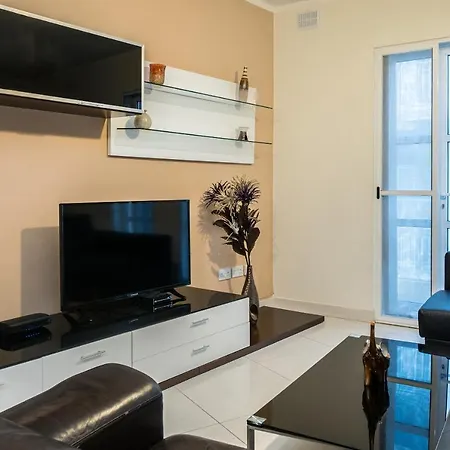 بيت ضيافة Balluta Spacious Modern Suites