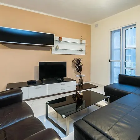 Balluta Spacious Modern Suites بيت ضيافة *